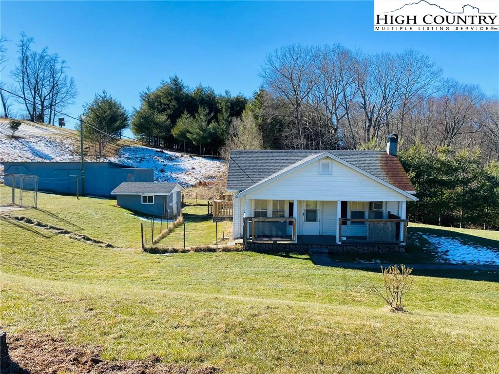 Image number 3 for the current listing