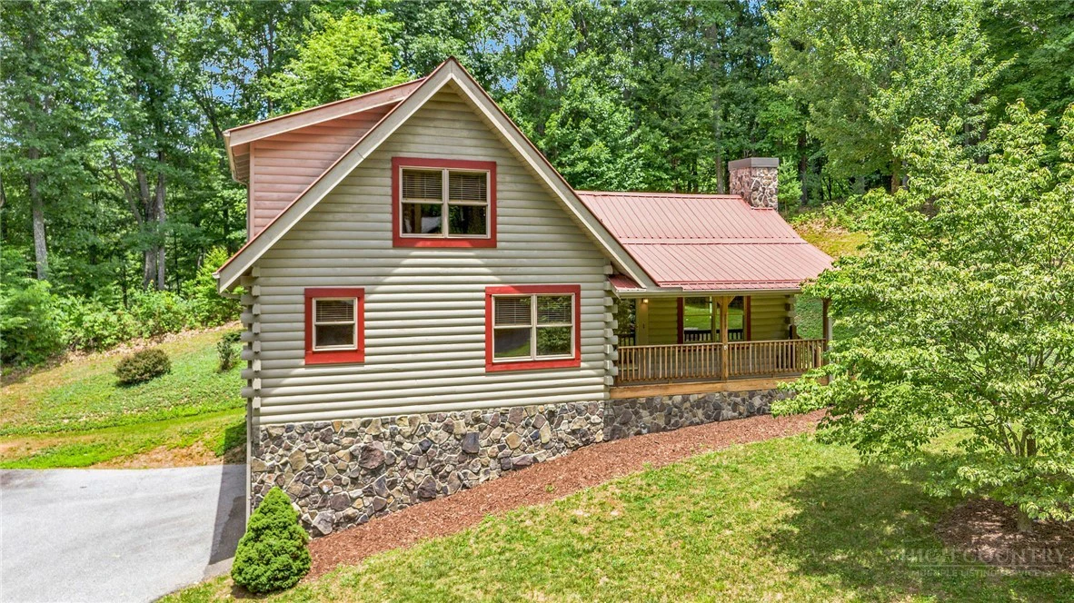 Image number 3 for the current listing