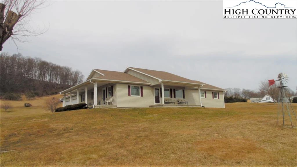 Image number 1 for the current listing