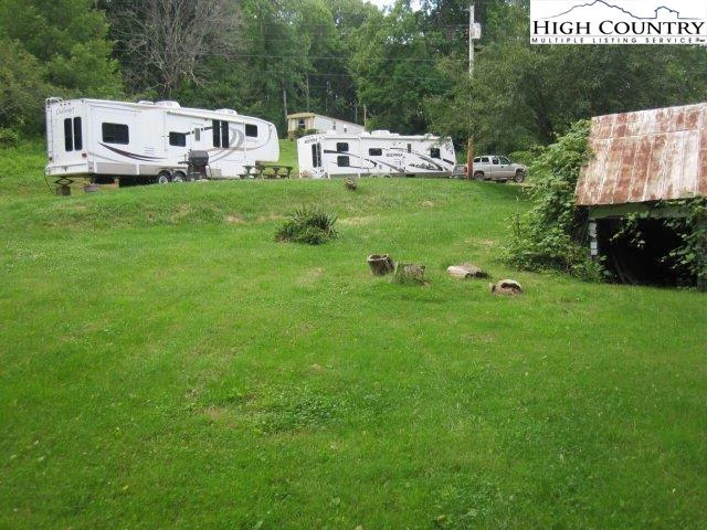 Image number 3 for the current listing
