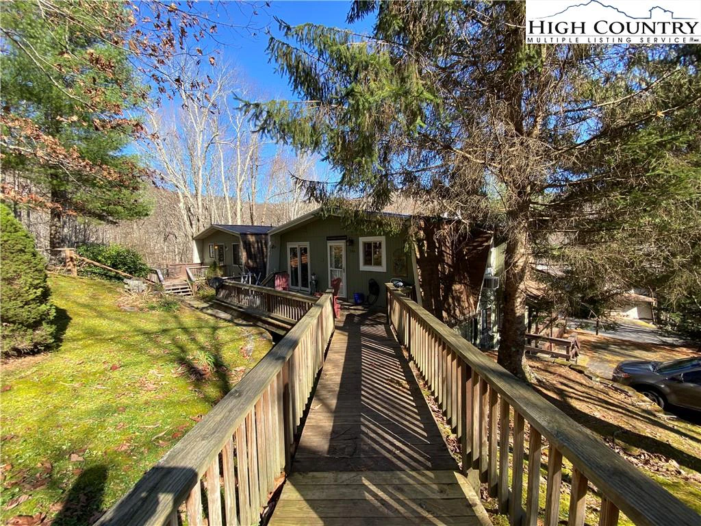 Image number 5 for the current listing
