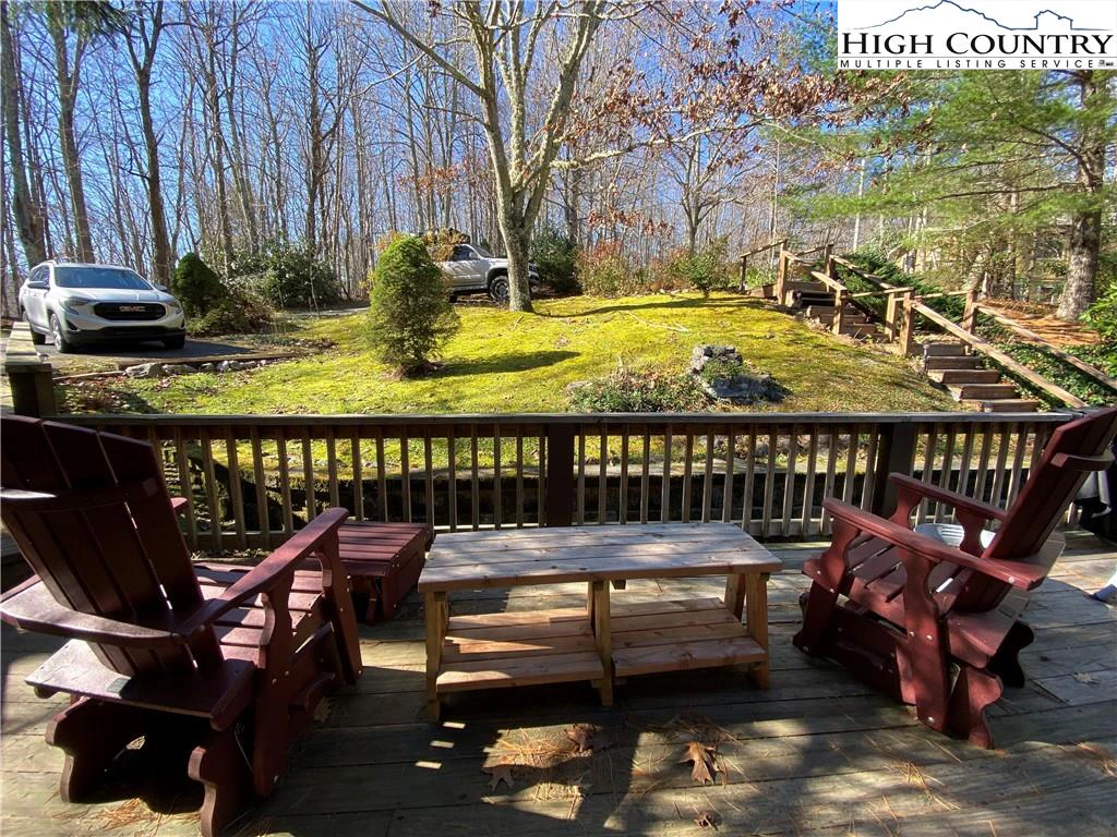 Image number 4 for the current listing