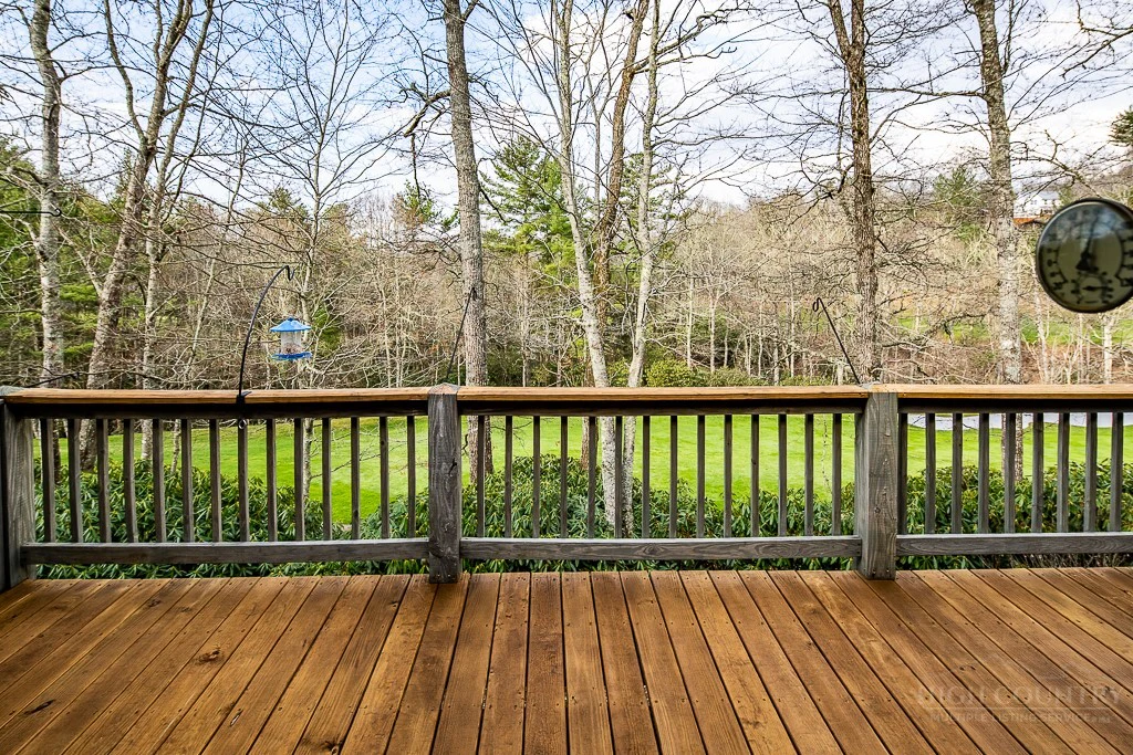 Image number 5 for the current listing