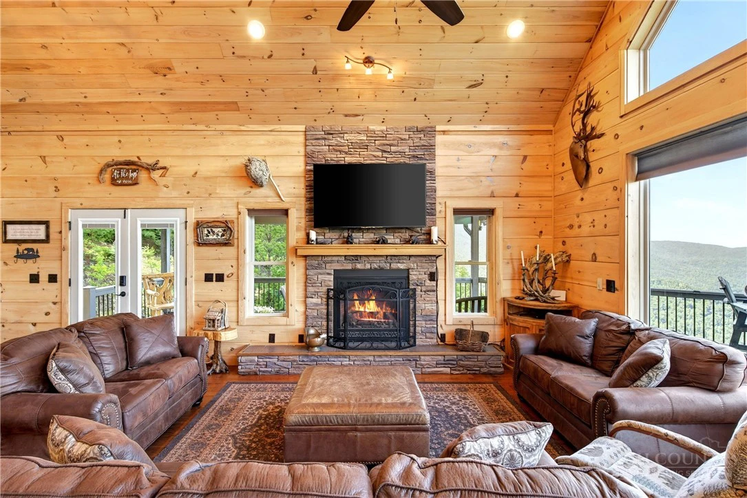 Image number 9 for the current listing