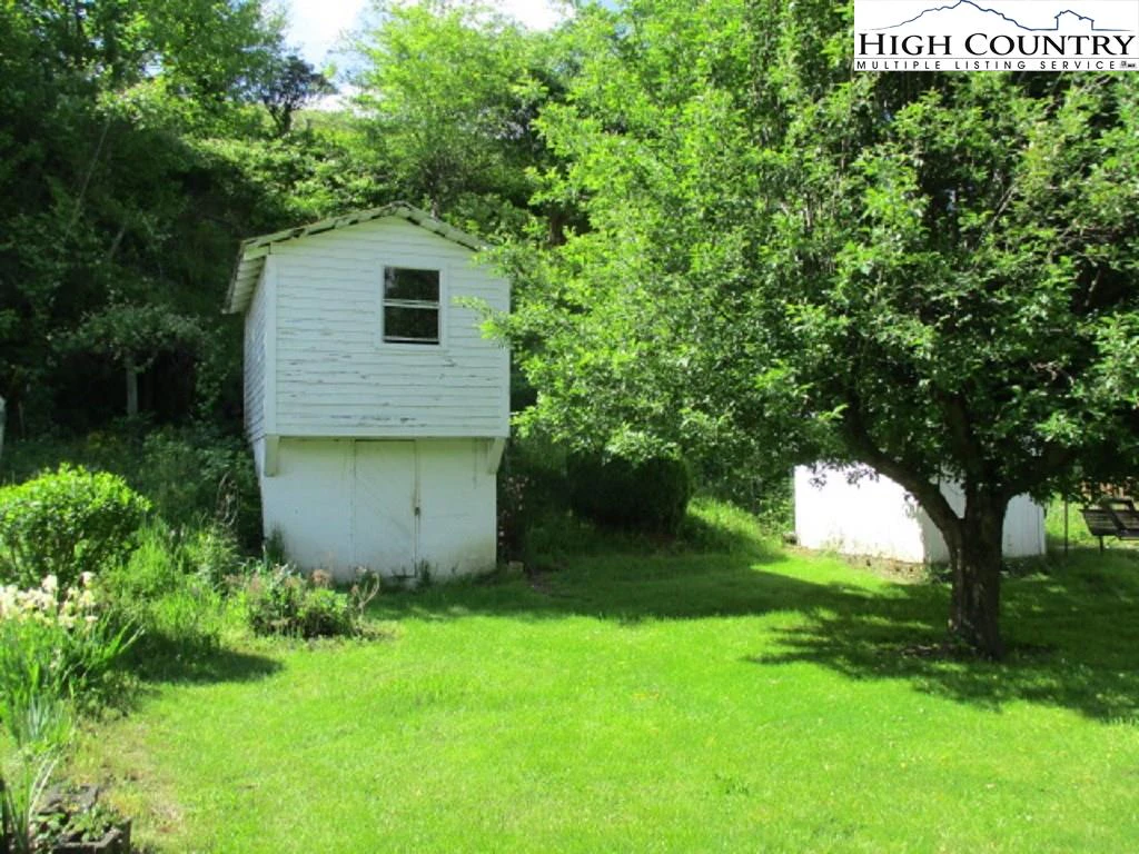 Image number 6 for the current listing