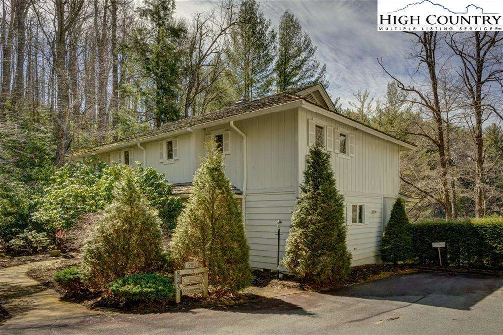Image number 1 for the current listing
