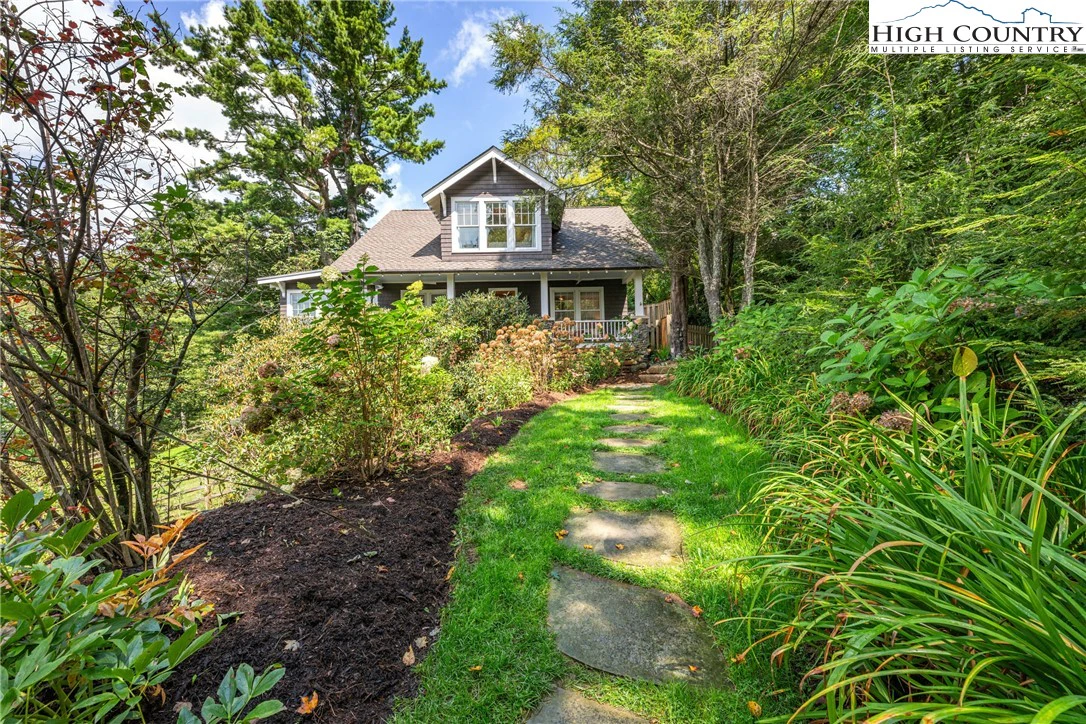 Image number 10 for the current listing