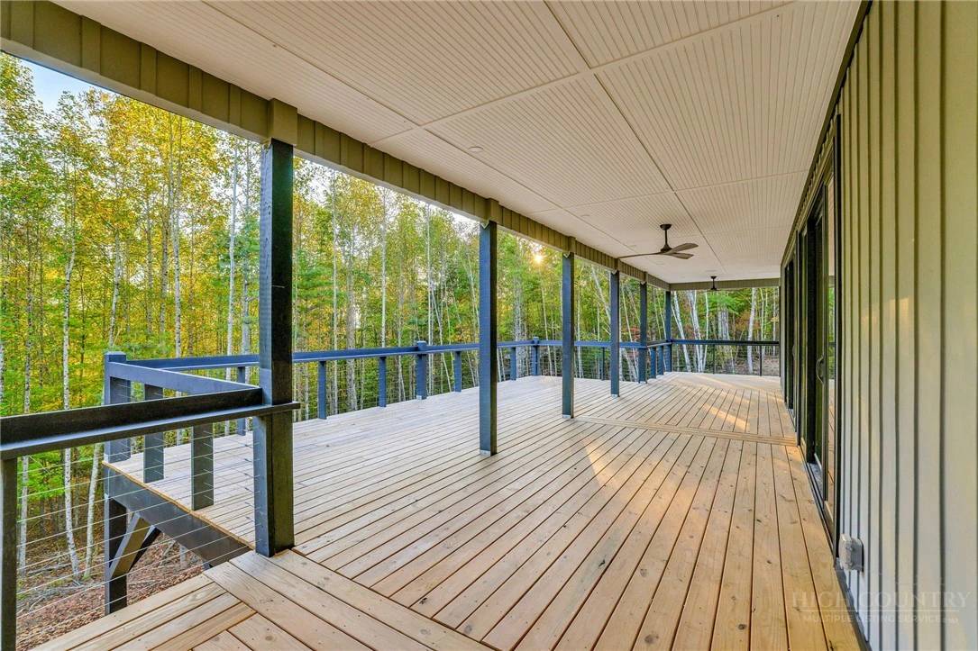 Image number 2 for the current listing