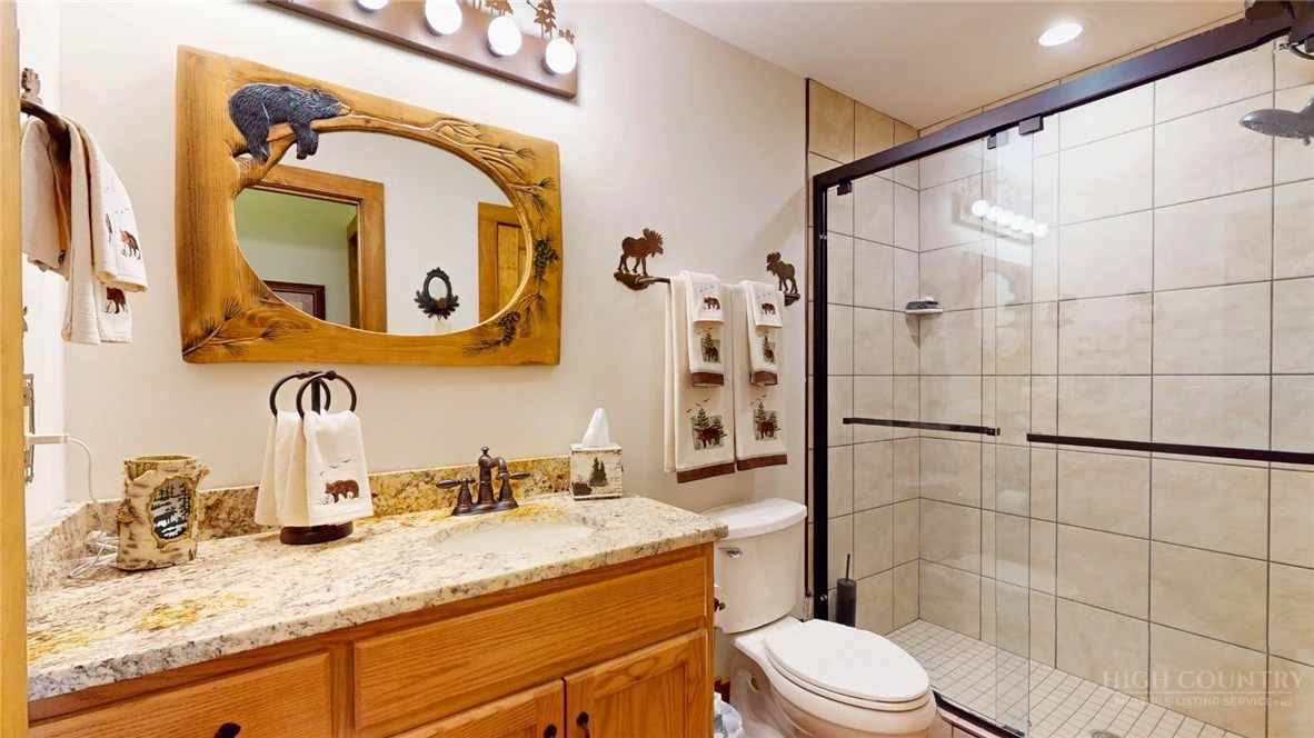 Image number 6 for the current listing
