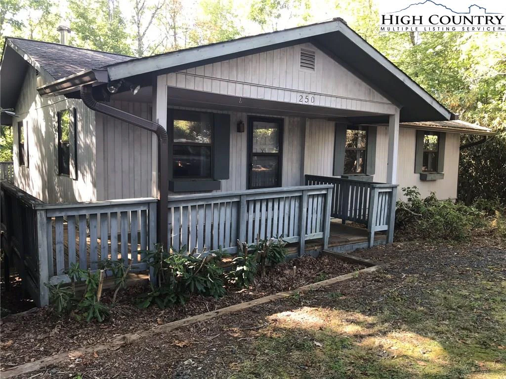 Image number 4 for the current listing