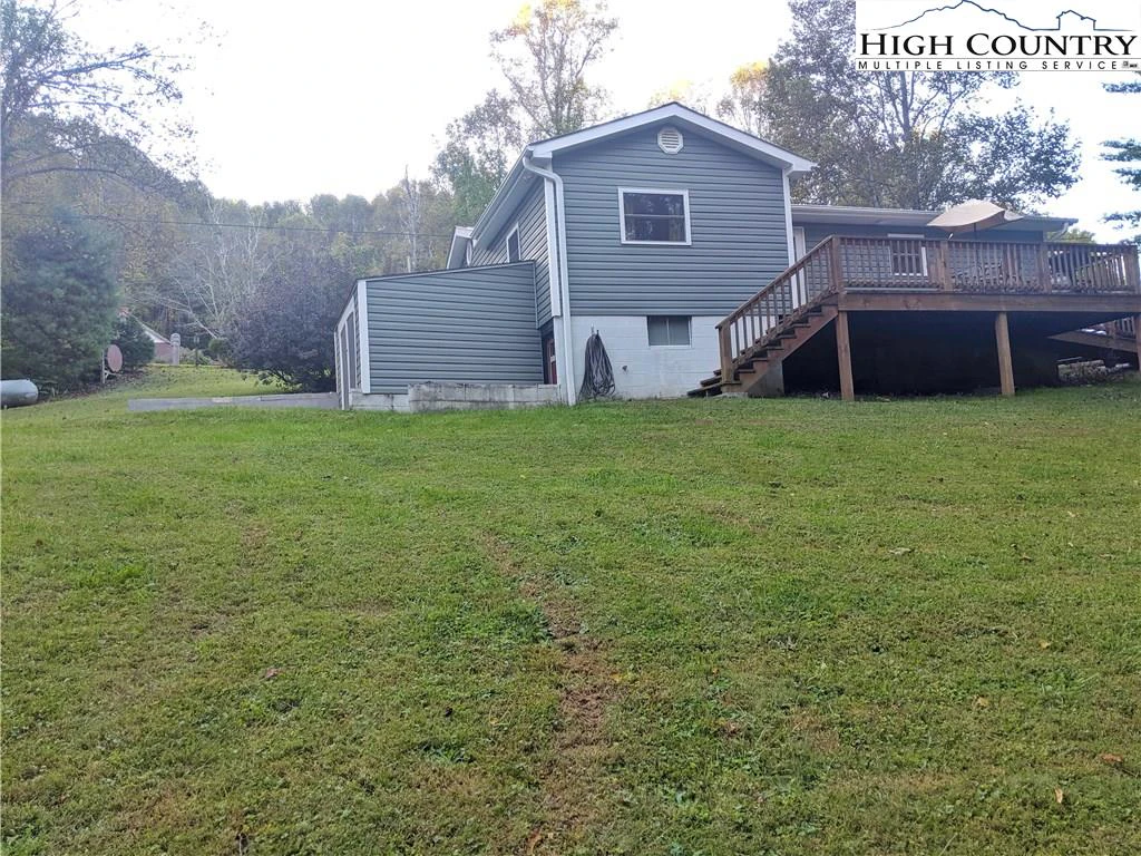 Image number 4 for the current listing
