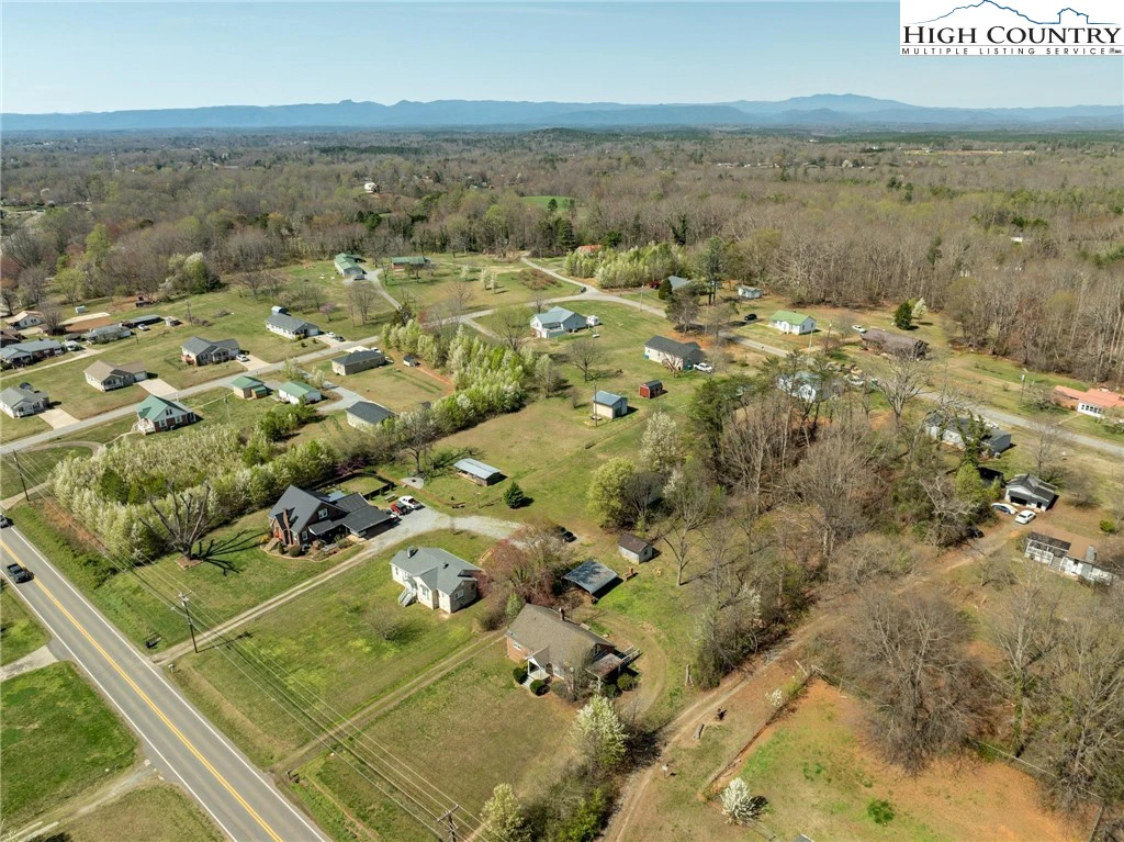 Image number 2 for the current listing