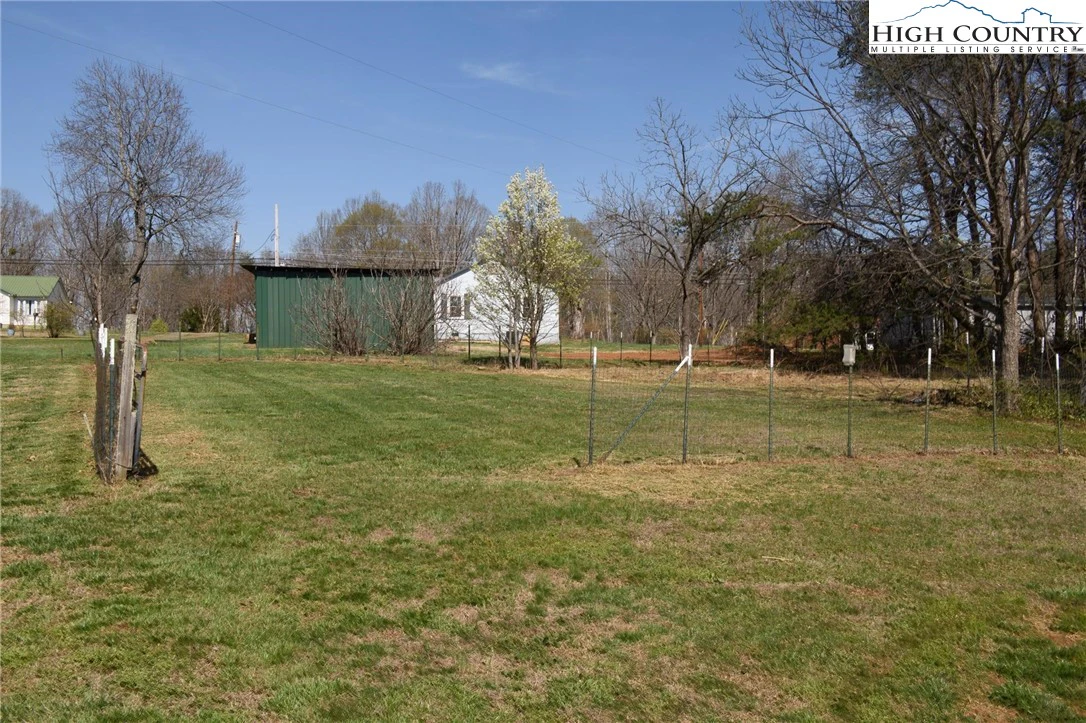 Image number 16 for the current listing