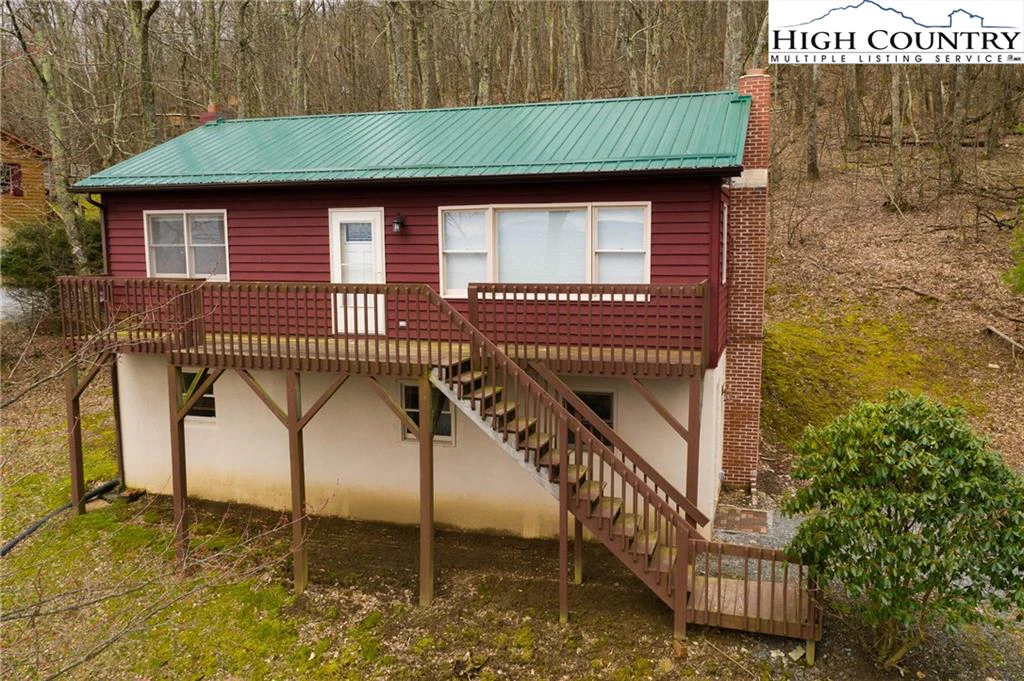Image number 1 for the current listing