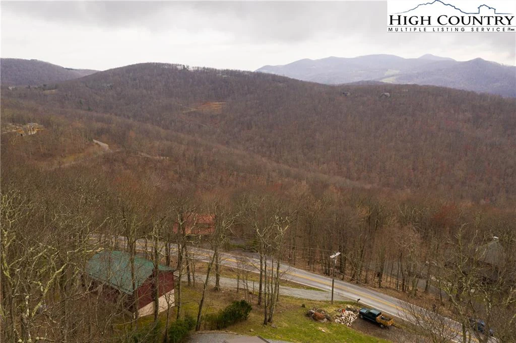 Image number 5 for the current listing