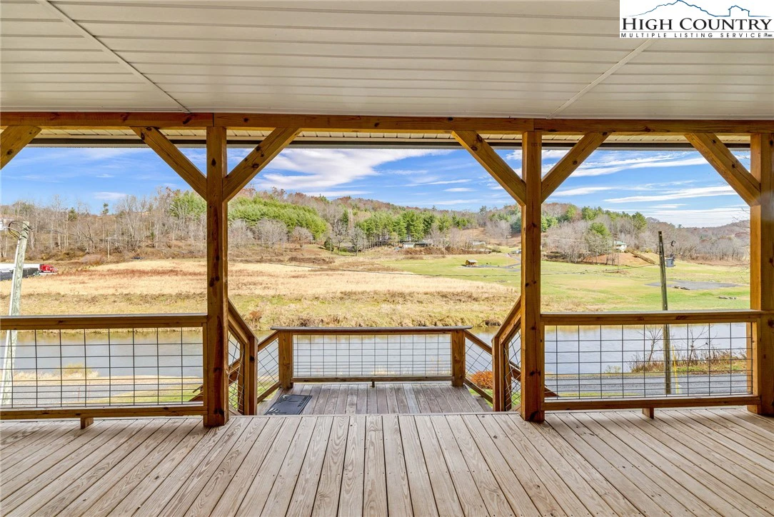 Image number 20 for the current listing