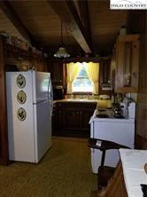 Image number 7 for the current listing
