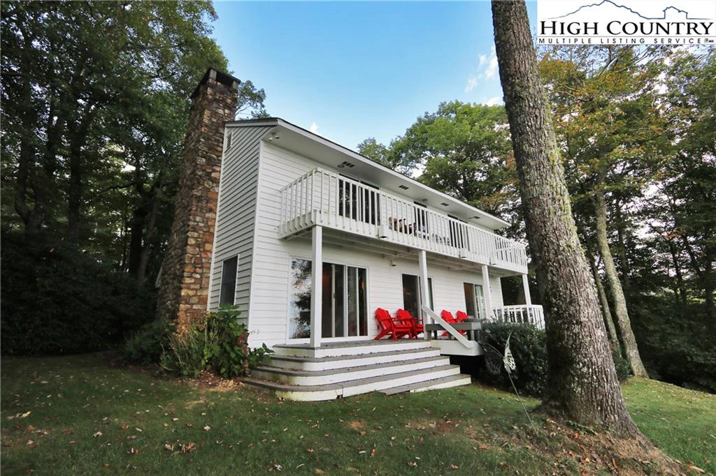 Image number 17 for the current listing
