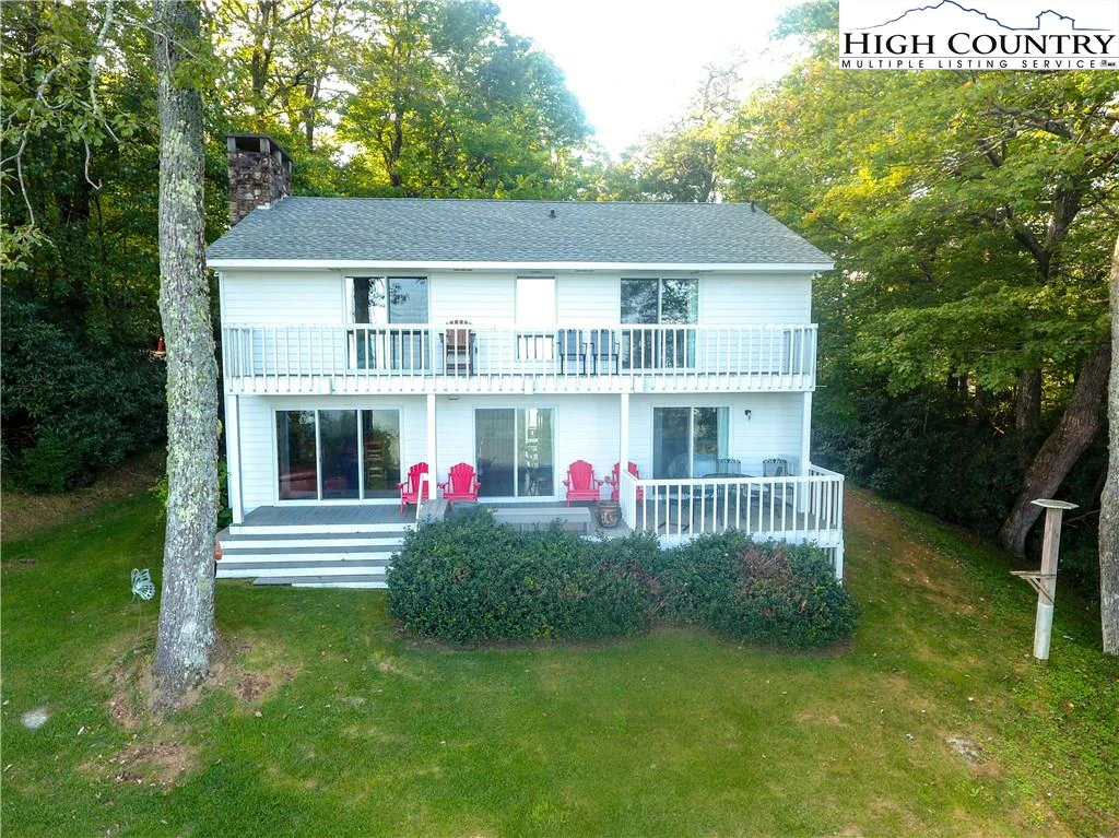 Image number 18 for the current listing
