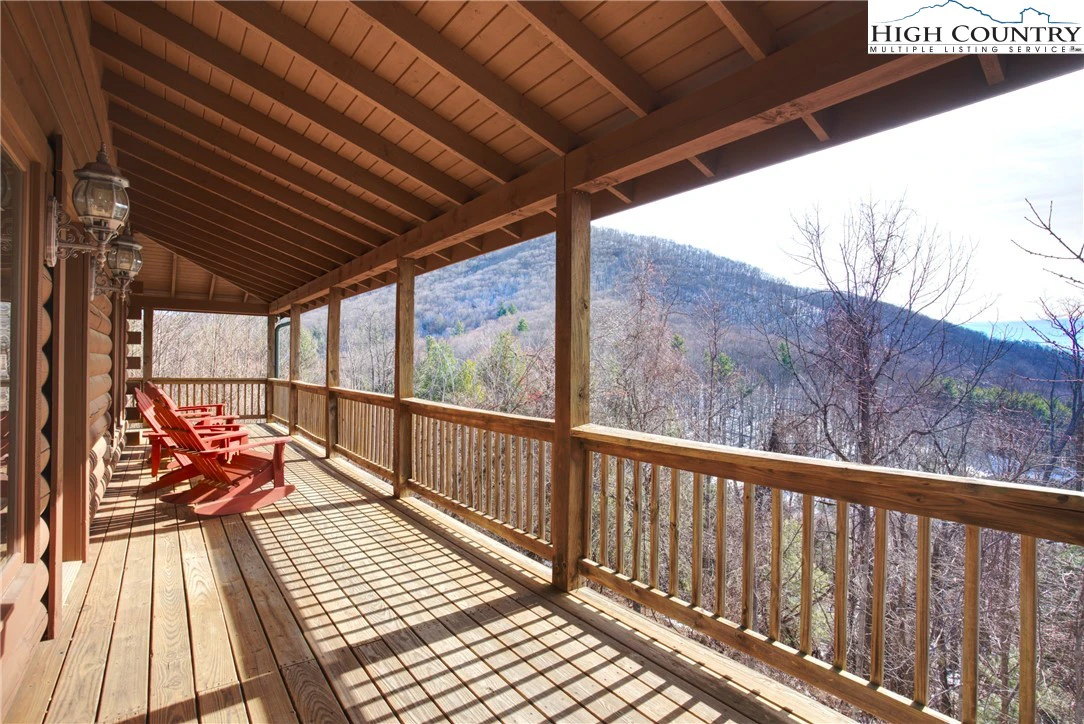 Image number 15 for the current listing