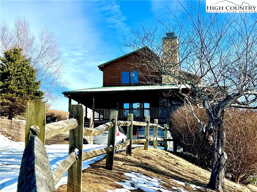 Image number 21 for the current listing