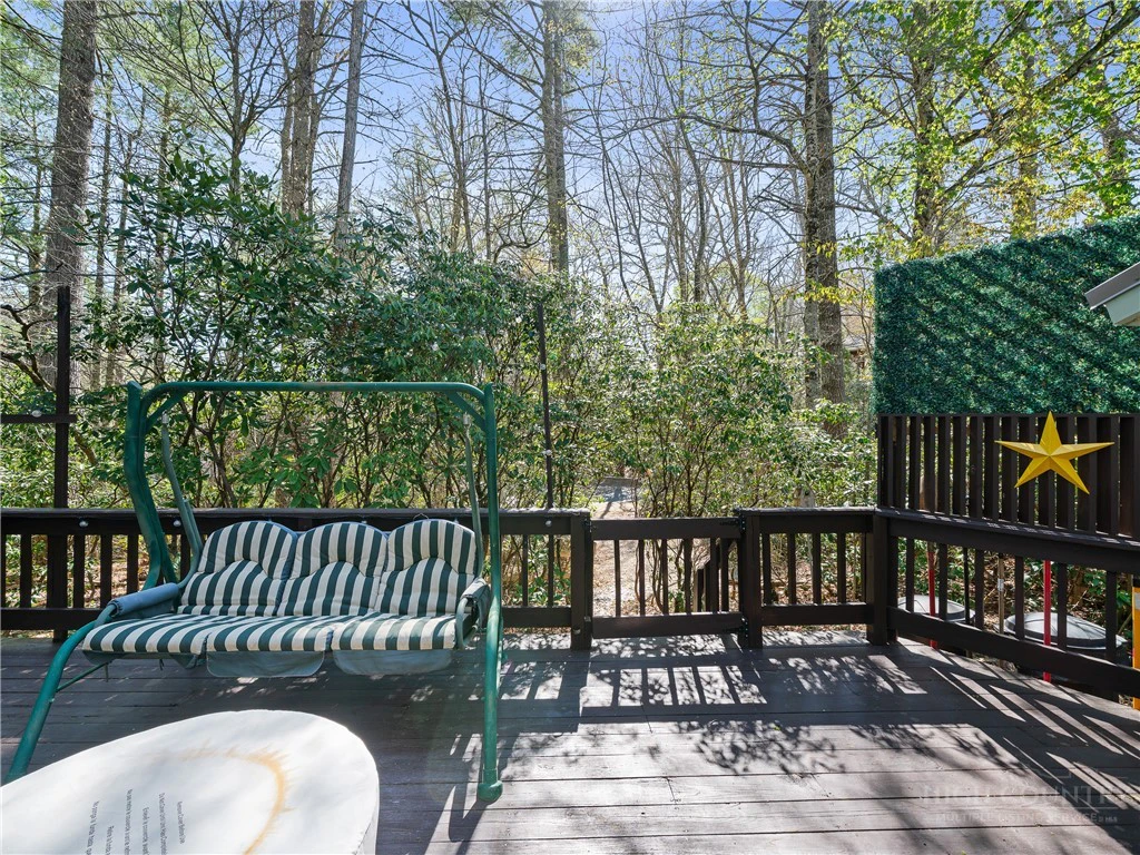 Image number 7 for the current listing