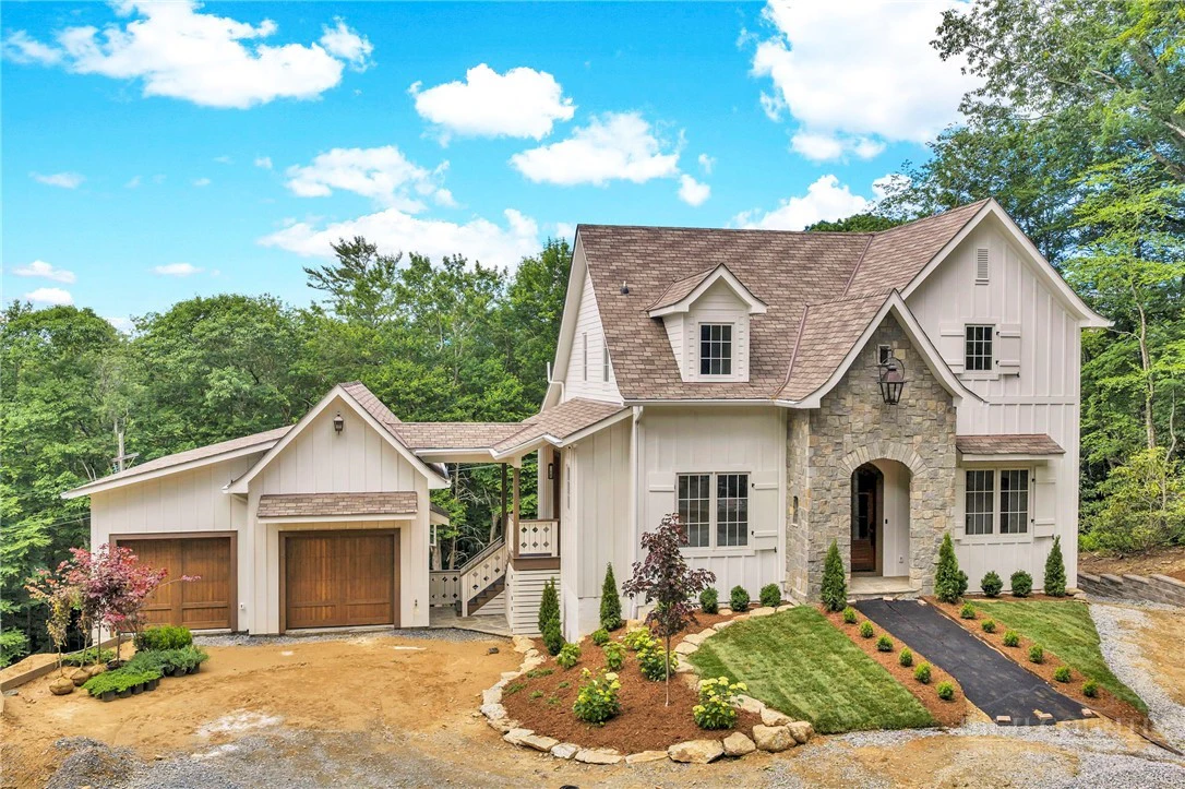 Image number 3 for the current listing