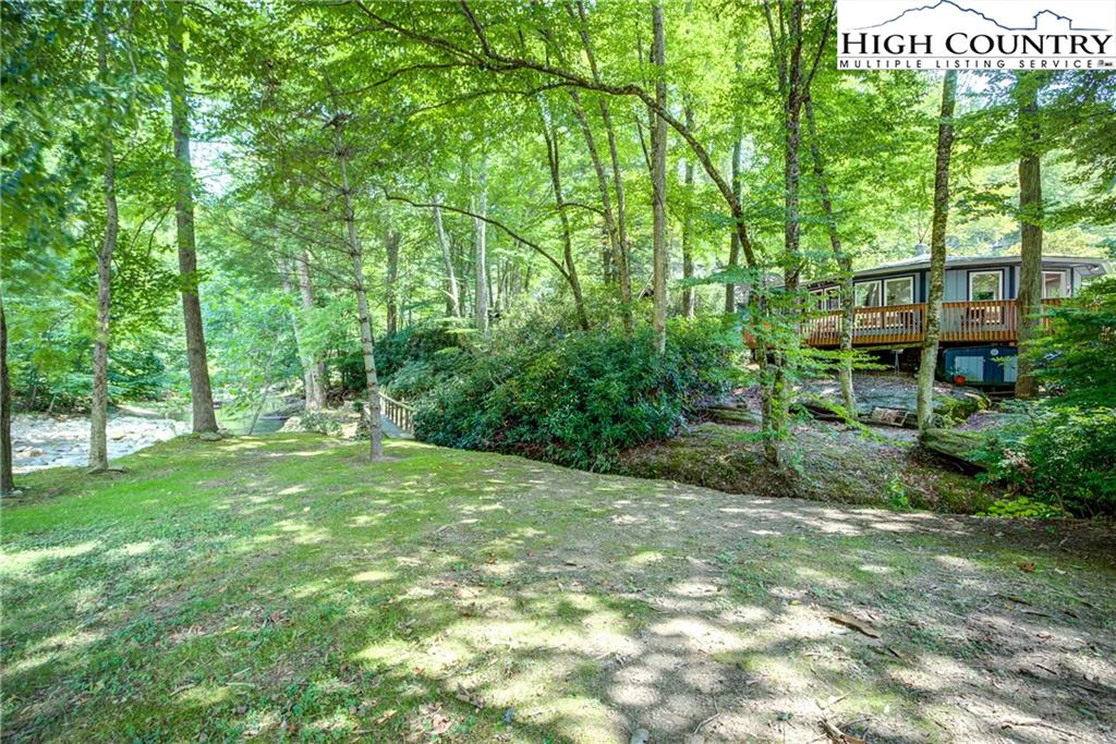 Image number 8 for the current listing