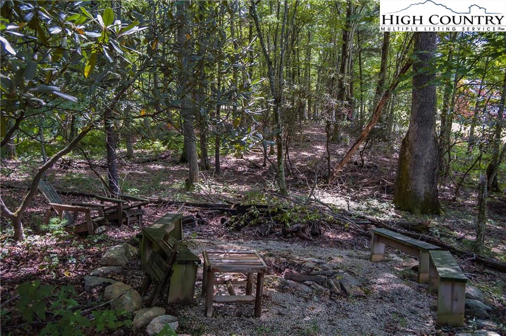Image number 11 for the current listing