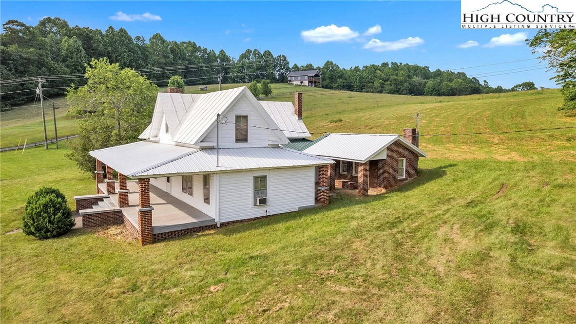 Image number 15 for the current listing