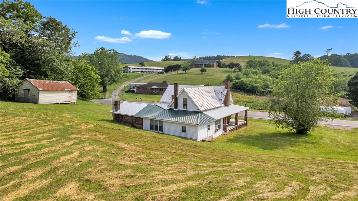 Image number 14 for the current listing