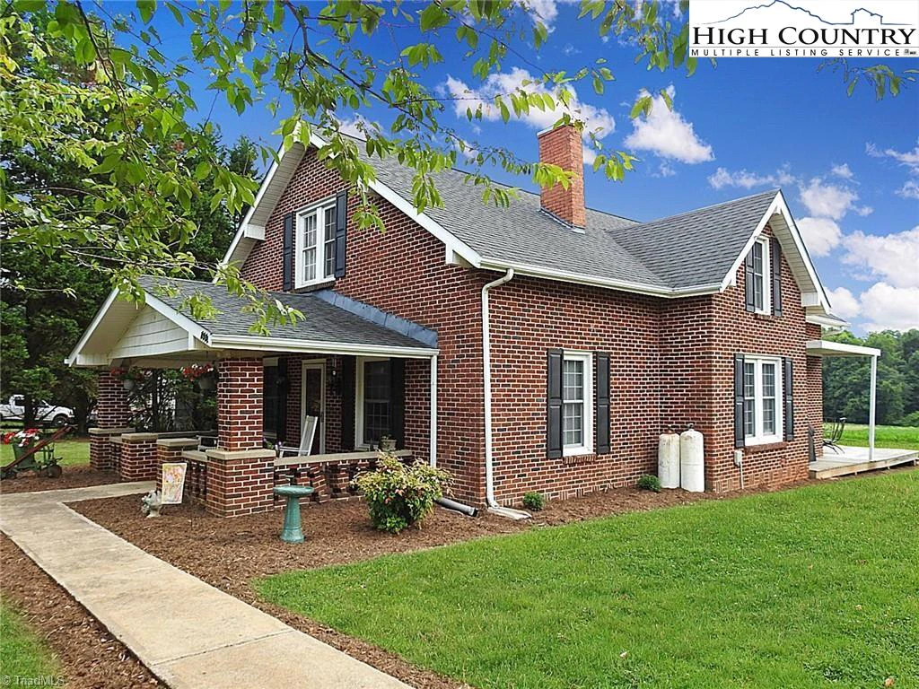 Image number 1 for the current listing