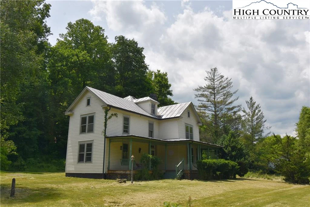 Image number 1 for the current listing