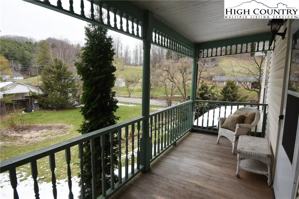 Image number 12 for the current listing