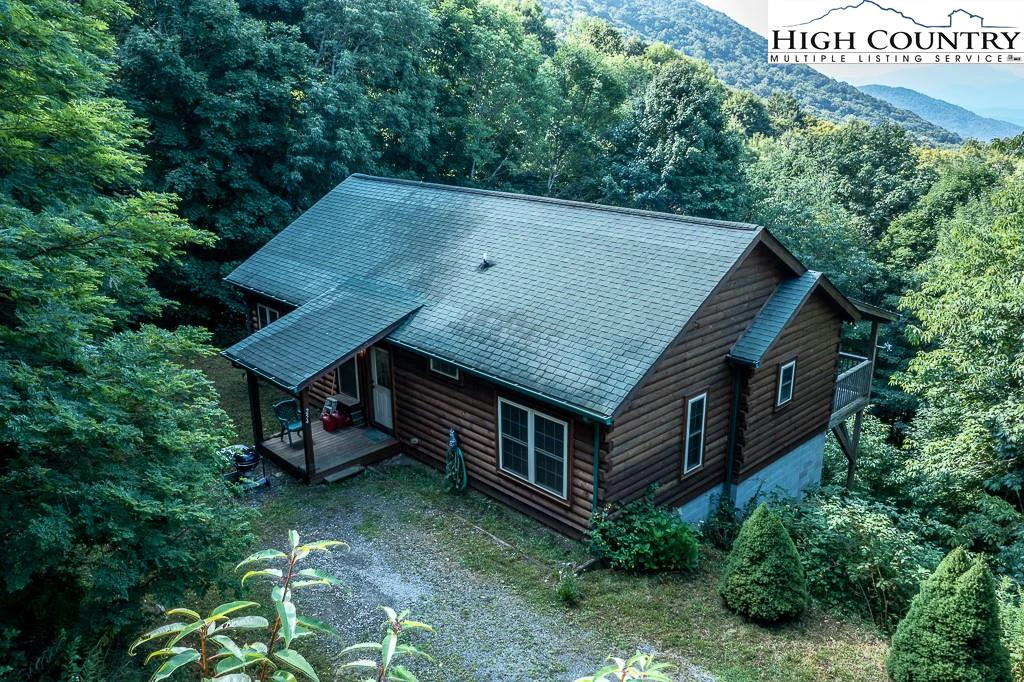 Image number 14 for the current listing