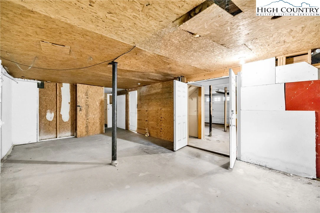 Image number 2 for the current listing