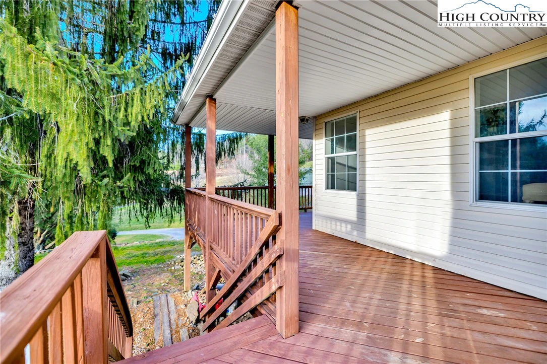 Image number 16 for the current listing