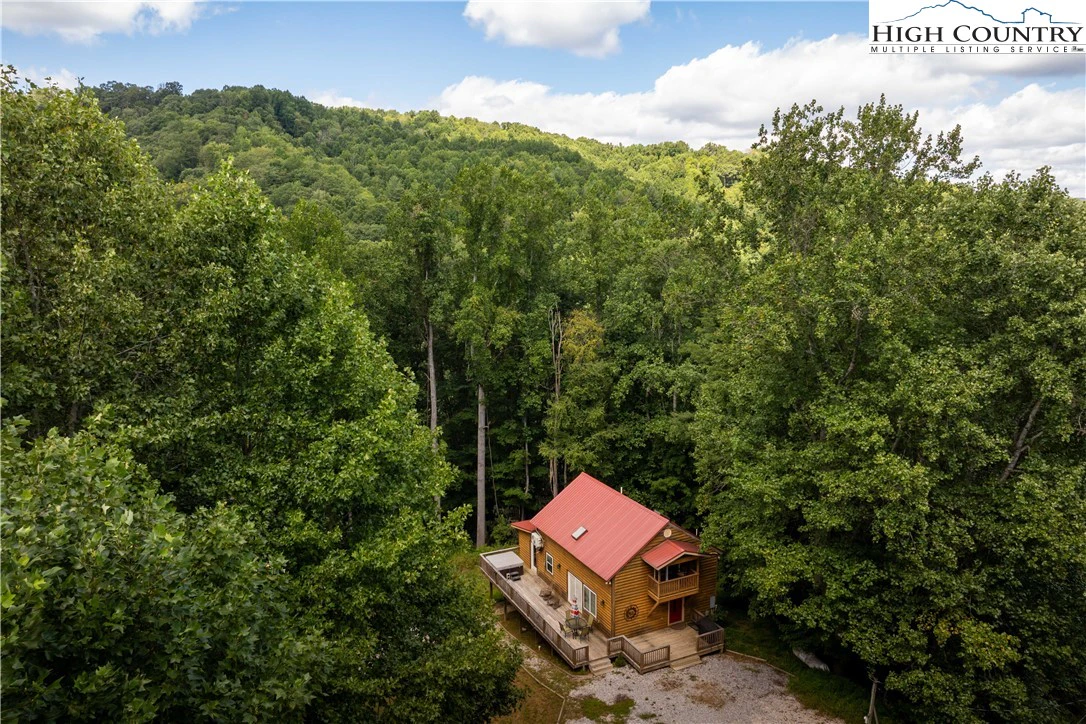 Image number 21 for the current listing