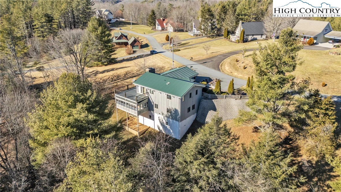 Image number 18 for the current listing