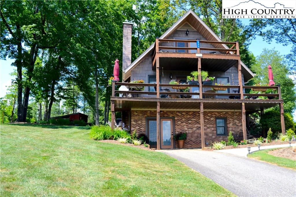 Image number 1 for the current listing