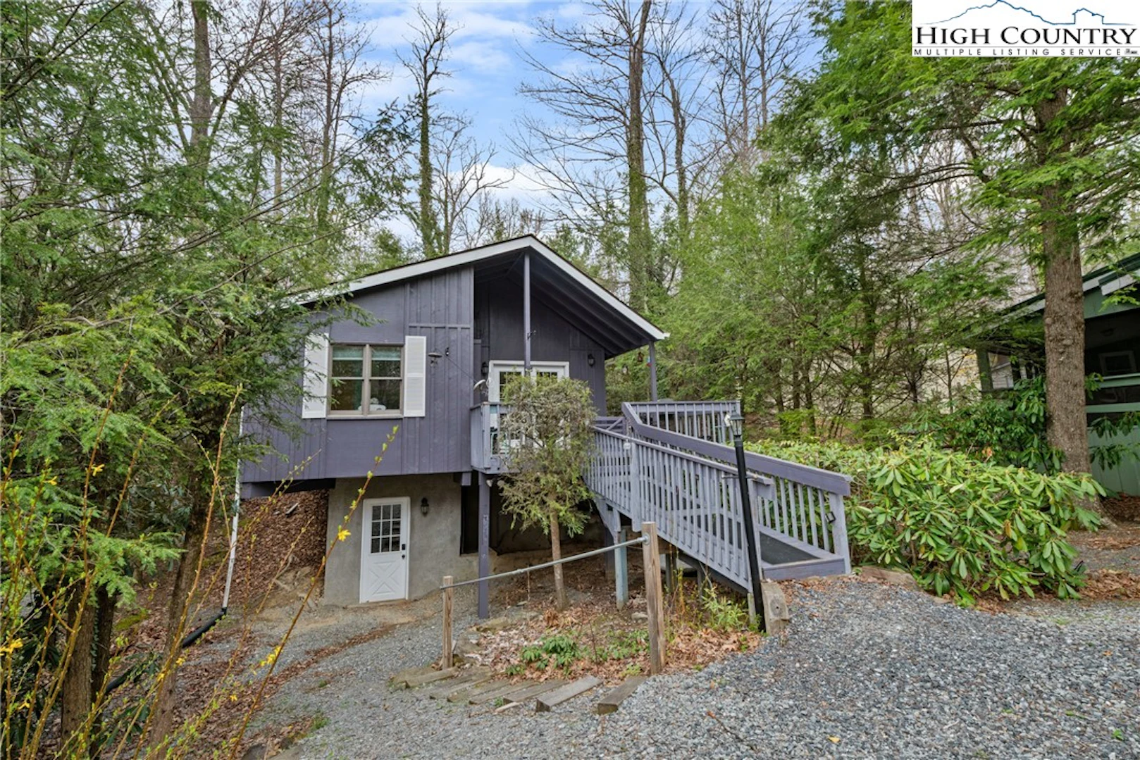 Image number 8 for the current listing