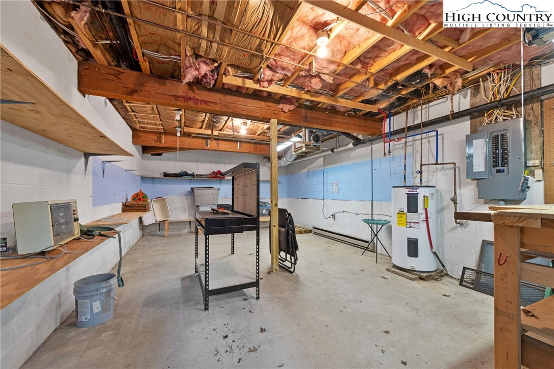 Image number 6 for the current listing