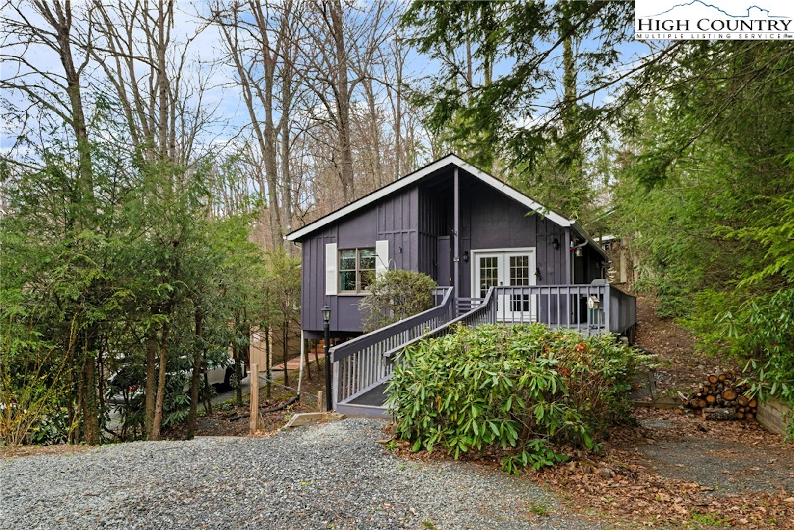 Image number 1 for the current listing