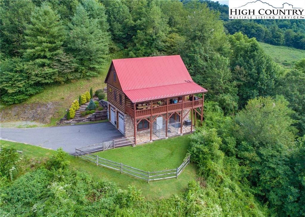 Image number 17 for the current listing