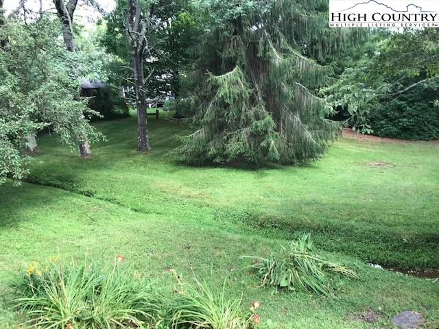 Image number 13 for the current listing