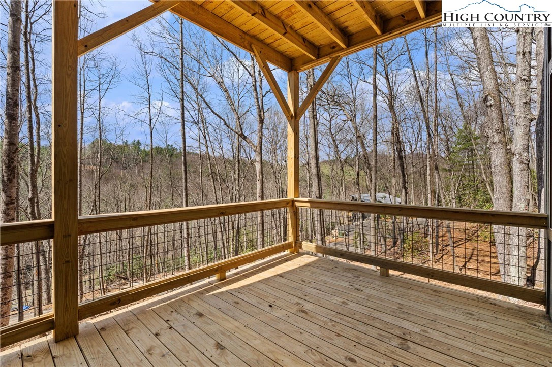 Image number 8 for the current listing