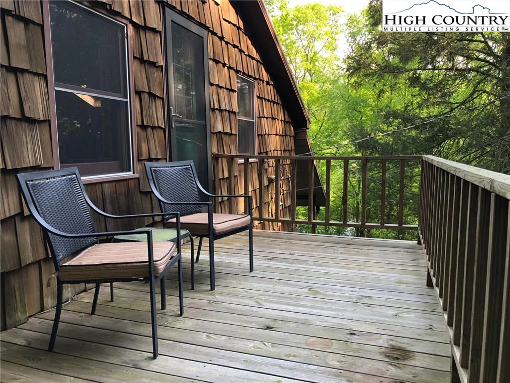 Image number 12 for the current listing