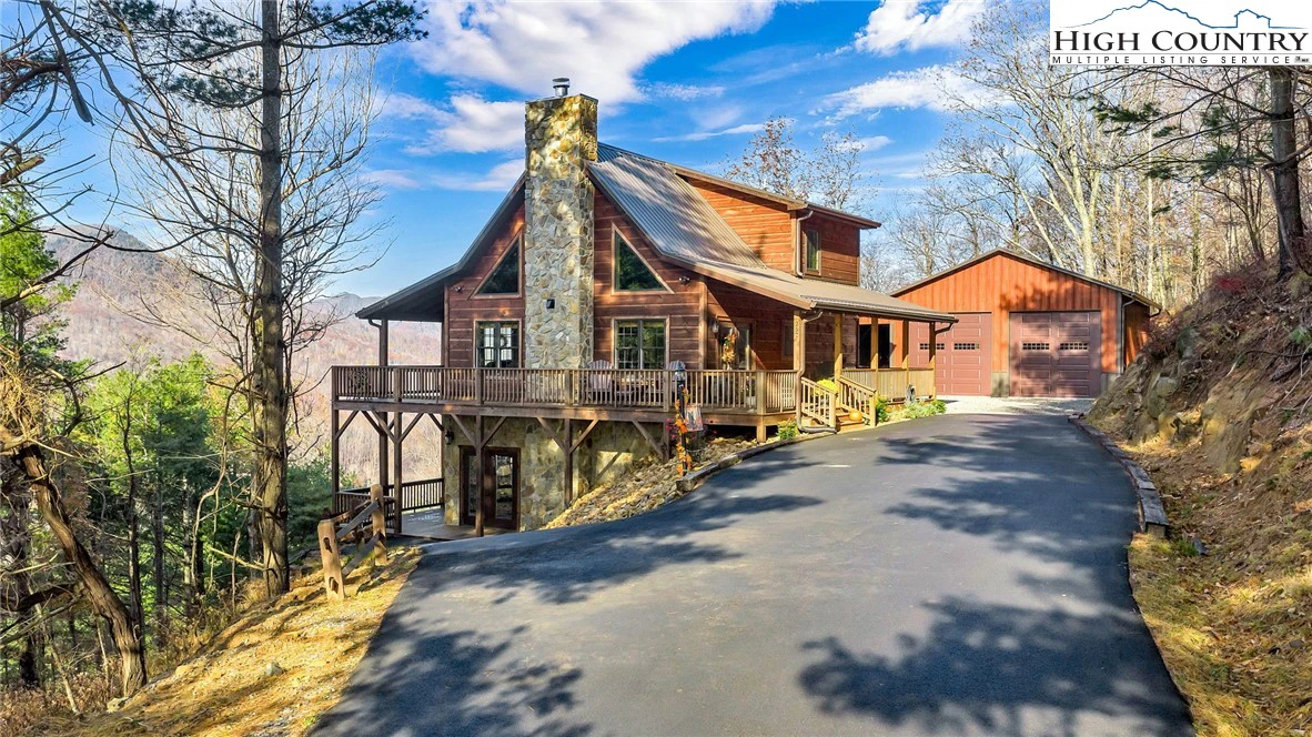 Image number 1 for the current listing