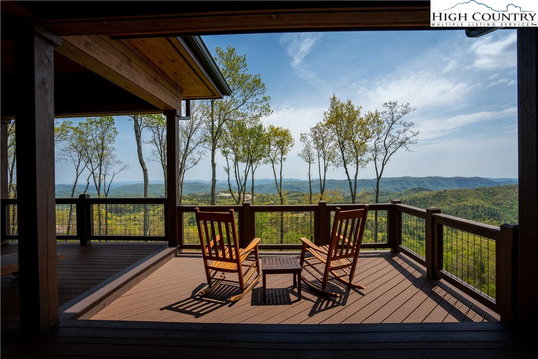 Image number 9 for the current listing