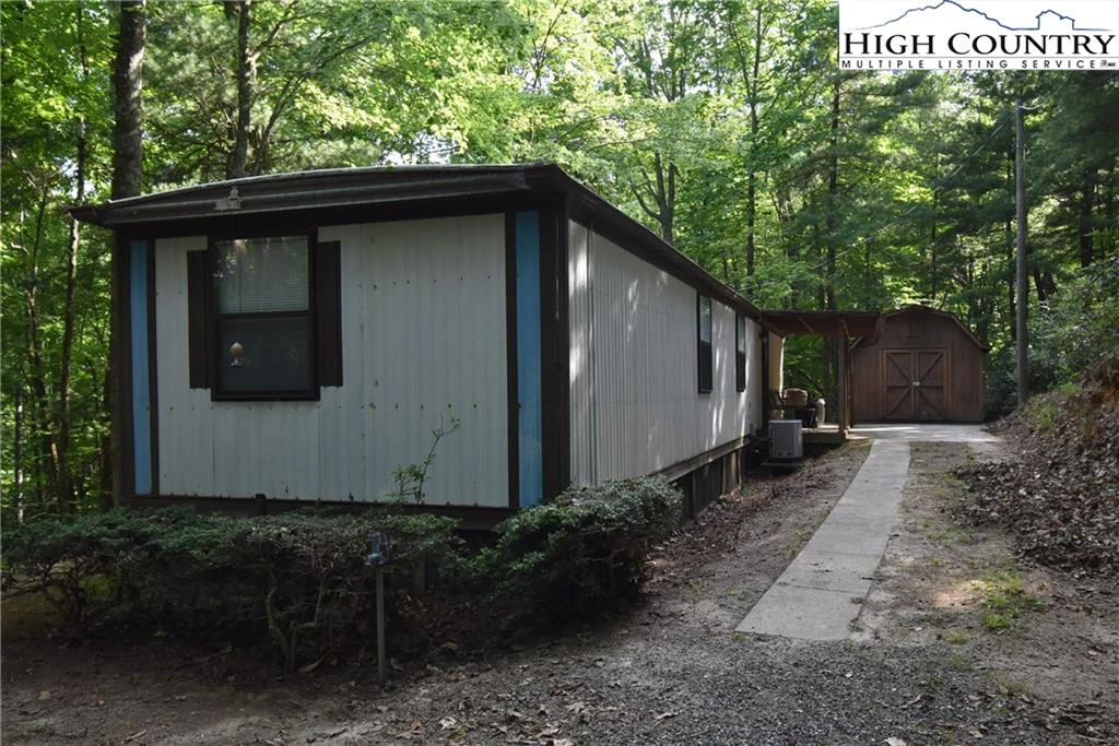 Image number 1 for the current listing